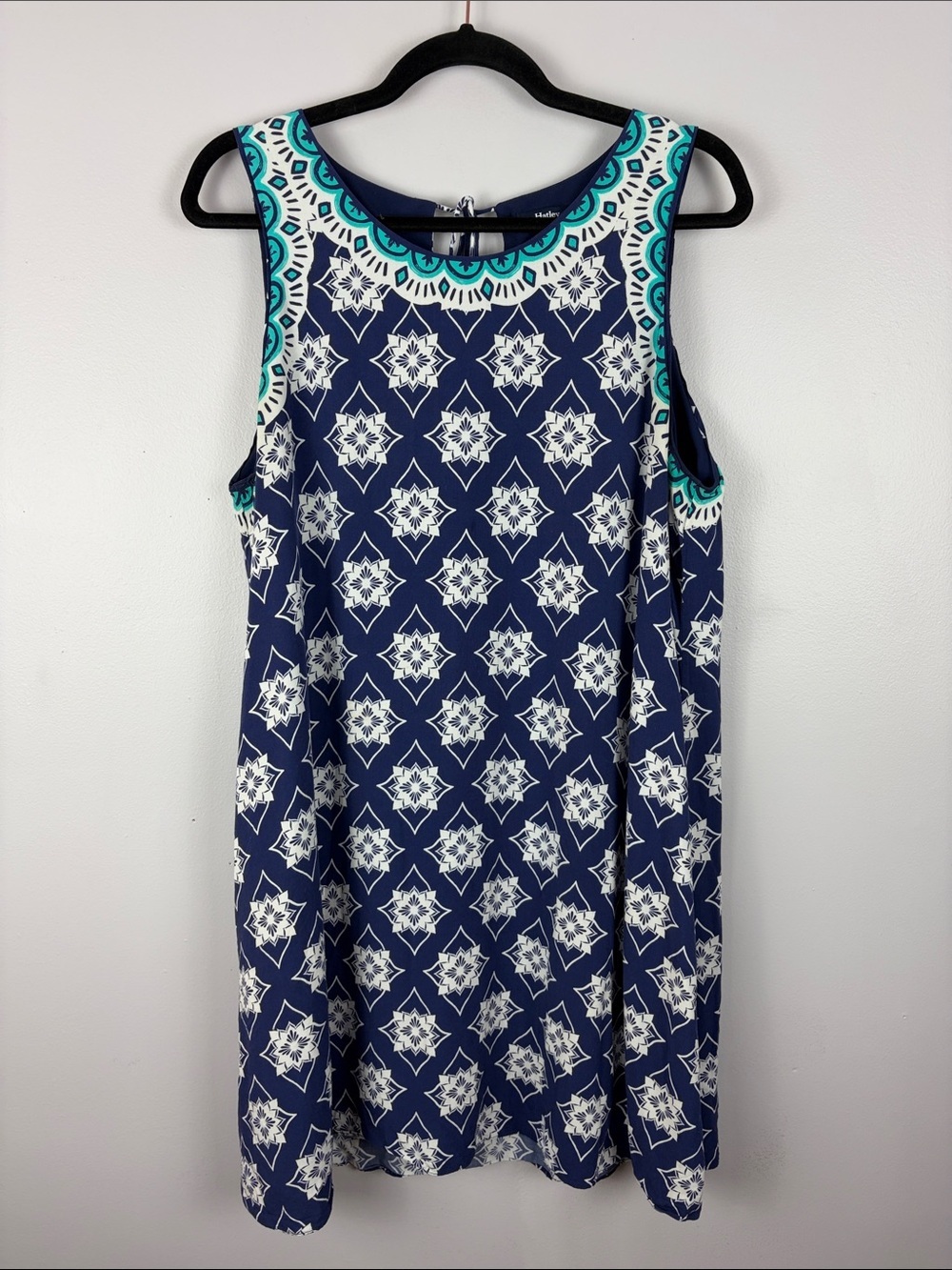 Hatley Blue Medallion Sleeveless Shift Dress Large Geometric Boho Summer Dress - Picture 3 of 14
